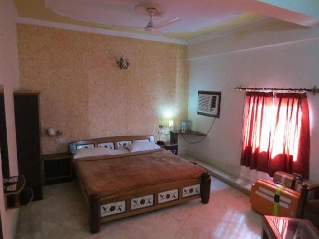 Hotel Dawat Palace Agra  Exterior photo